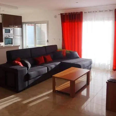 アパート Apartamento T2 Acolhedor C/ Piscina Aquecida